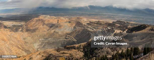 high angle view of bingham canyon mine - bingham canyon mine stock pictures, royalty-free photos & images