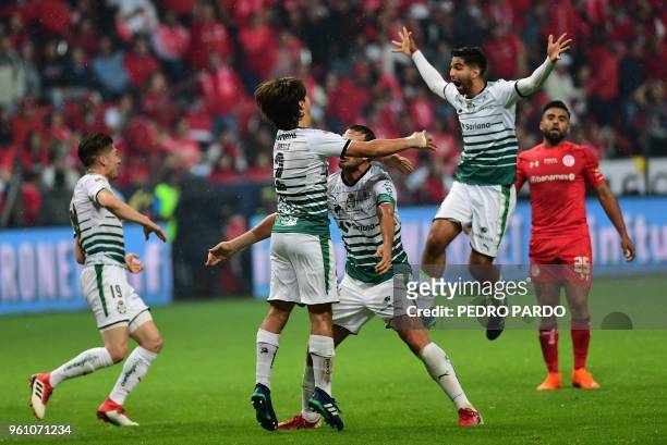 Santos' players celebrate after winning the Mexican Clausura 2018 tournament final football match against Toluca, at the Nemesio Diez stadium in...