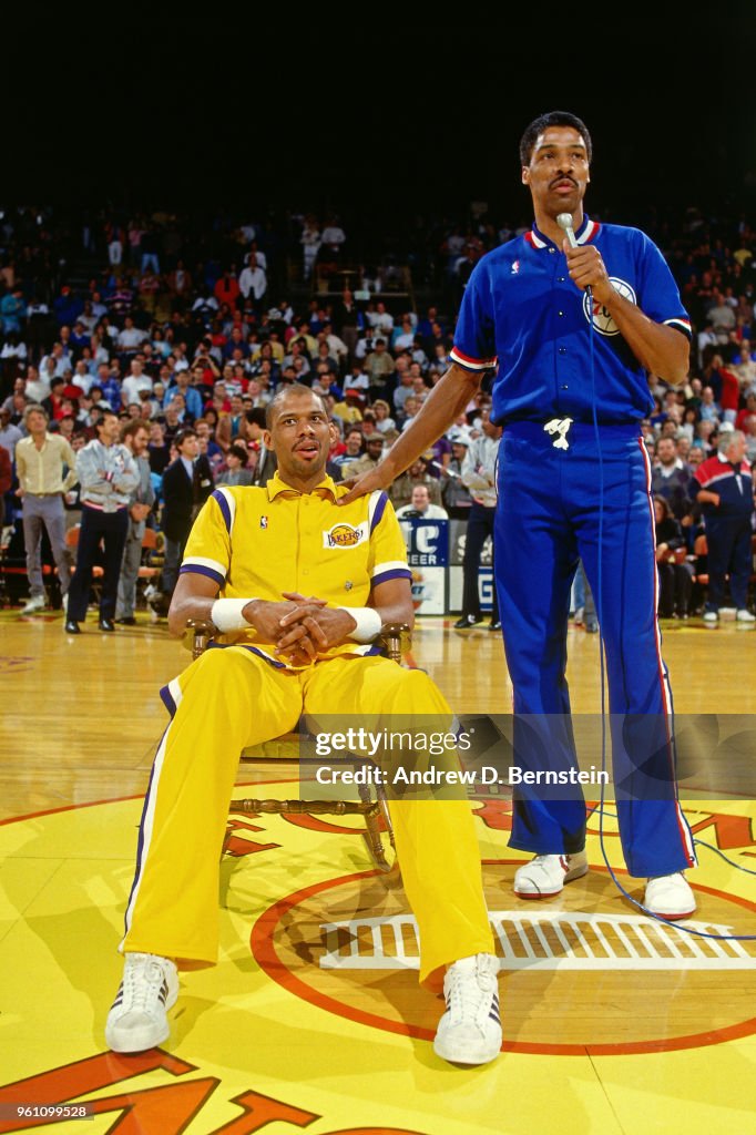 Philadelphia 76ers v Los Angeles Lakers