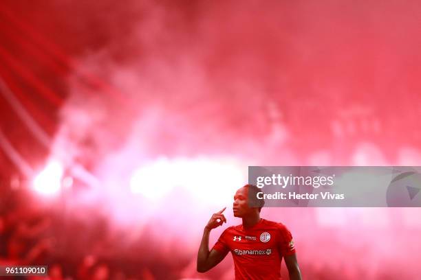 Luis Quinones of Toluca gestures during the Final second leg match between Toluca and Santos Laguna as part of the Torneo Clausura 2018 Liga MX at...