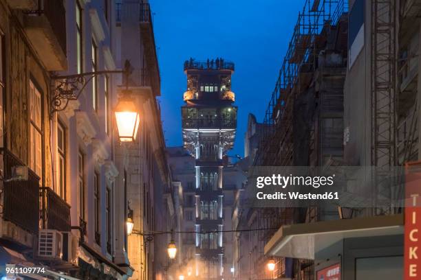 portugal, lisbon, elevador de santa justa - elevador de santa justa stockfoto's en -beelden