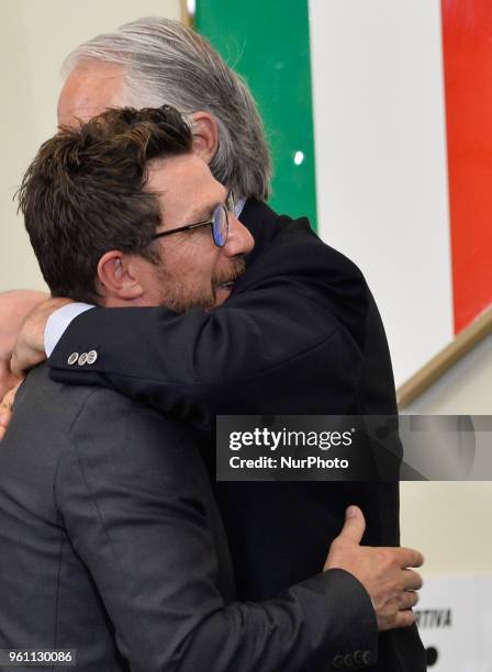 Roma coach Eusebio Di Francesco greets Giovanni Malagò during the CONI 'Enzo Bearzot Award 2018' on may 21, 2018 in Rome, Italy.
