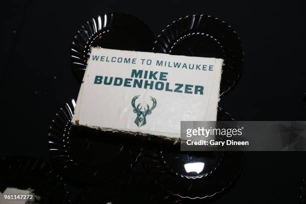 Milwaukee Bucks general manager Jon Horst introduces Mike Budenholzer as the team's new head coach during a press conference at the Wisconsin...