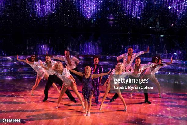 Episode 2604" - After three weeks of stunning competitive dancing, the final three couples advance to the finals of "Dancing with the Stars:...