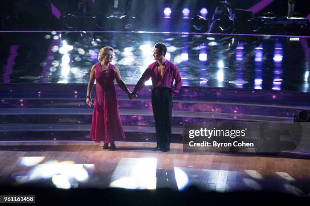 Episode 2604" - After three weeks of stunning competitive dancing, the final three couples advance to the finals of "Dancing with the Stars:...