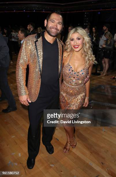 Former NLB player Johnny Damon and dancer/TV personality Emma Slater pose at ABC's "Dancing with the Stars: Athletes" Season 26 - Finale on May 21,...