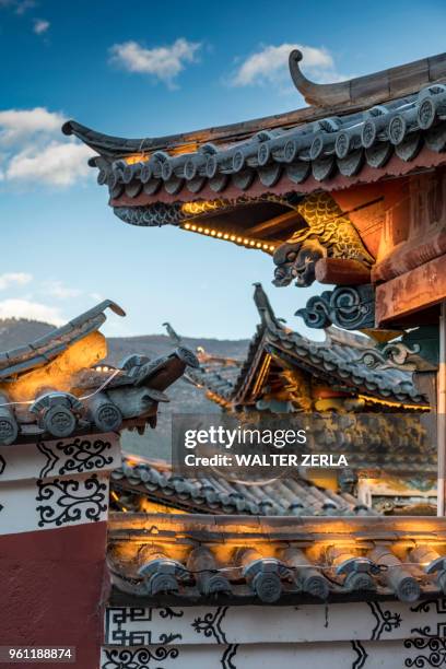 ganden sumtseling monastery, shangri-la county, yunnan, china - shangri la county stock pictures, royalty-free photos & images