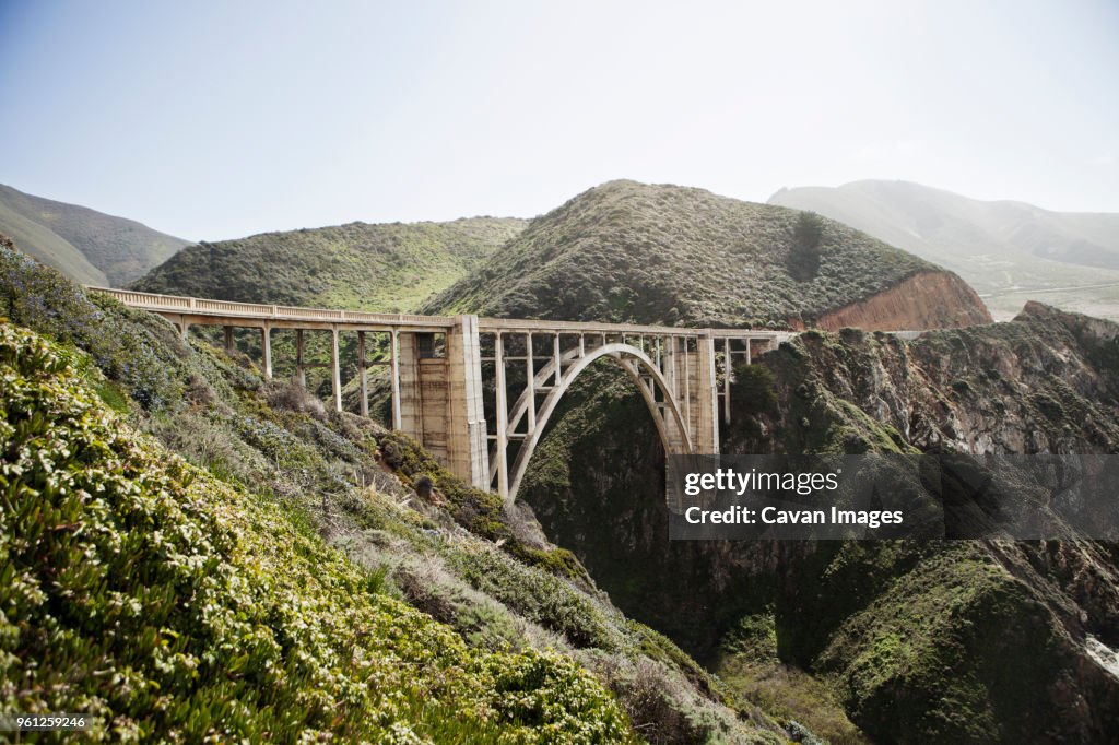Bixby Creek Bridge connecting mountains