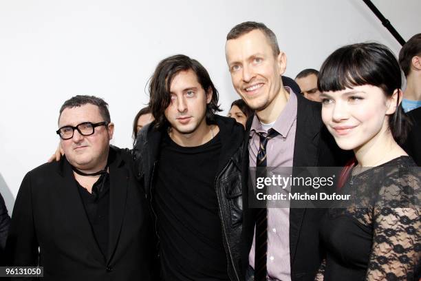 Albert Elbaz, Carl Barat, Lucas Ossendrijver and Edie langley at the Lanvin fashion show during Paris Menswear Fashion Week Autumn/Winter 2010 at...