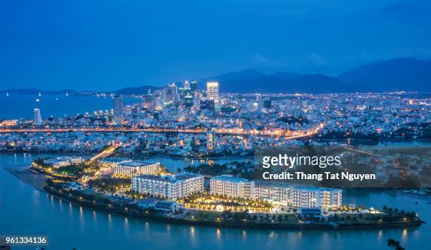 nha trang city at night - red car wire stock pictures, royalty-free photos & images