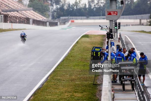 Suzuki Team during the Moto GP Tests at Circuit de Barcelona - Catalunya due to the new resurfaced of the asphalt and the new track configuration on...