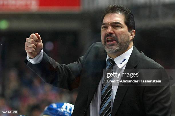 Larry Mitchell, head coach of Augsburg reacts during the DEL metch between Thomas Sabo Ice Tigers and Augsburger Panther at the Arena Nuernberger...