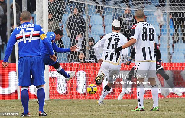 Franco Semioli of Sampdoria scores his sampdoria's third goal during the Serie A match between Udinese and Sampdoria at Stadio Friuli on January 24,...