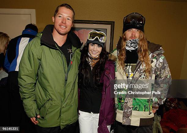 Actress Jillian Murray with professional snowboarders Zach Leach and The Dingo attend Oakley "Learn To Ride" Snowboard fueled by Muscle Milk at...