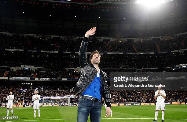Ruud Van Nistelrooy of Real Madrid waves to supporters at the Santiago Bernabeu stadium before the la Liga match between Real Madrid and Malaga at...