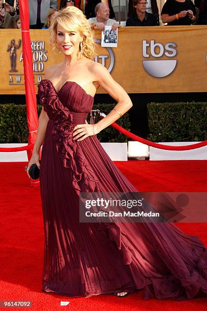Actress Julie Benz arrive at the 16th Annual Screen Actors Guild Awards held at the Shrine Auditorium on January 23, 2010 in Los Angeles, California.
