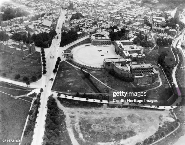 Chester Coliseum Complex 450 Chester Castle Stock Photos, High-Res Pictures, and Images - Getty ...