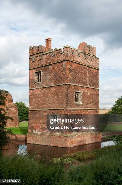 West Tower, Kirby Muxloe Castle, Leicestershire, 2006. Construction of the castle was begun in 1480 by William, Lord Hastings, a favourite of King...