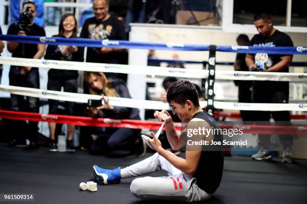 Leo Santa Cruz in action during a media workout at City of Angels Boxing Club on May 22, 2018 in Los Angeles, California.