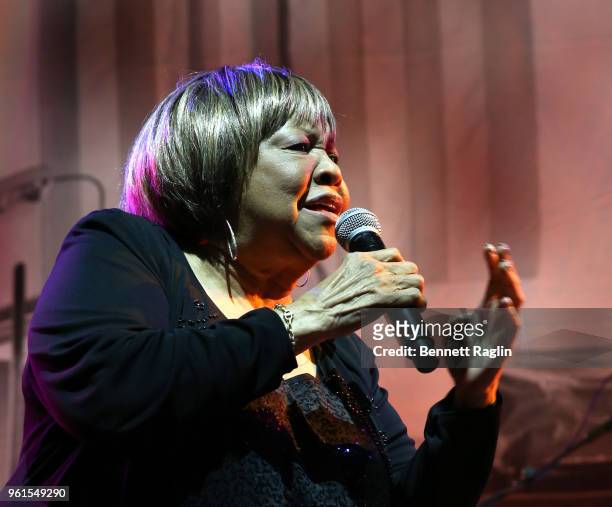 Mavis Staples performs on stage during Gordon Parks Foundation: 2018 Awards Dinner & Auction at Cipriani 42nd Street on May 22, 2018 in New York City.