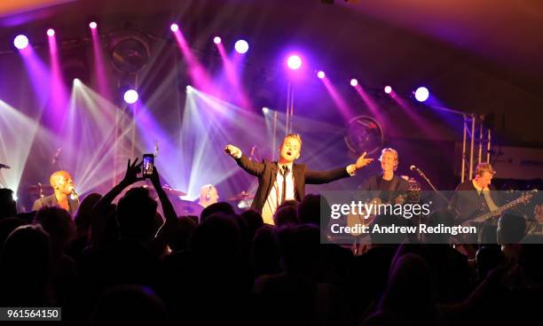 Tom Chaplin performs during An Evening With Mike Rutherford, The Mechanics and Friends at the BMW PGA Championship at Wentworth on May 22, 2018 in...