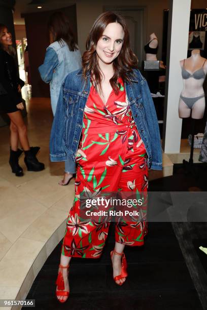 Caitlyn Chase attends Victoria's Secret Hosts Logo-A-Gogo with Angel Sara Sampaio on May 22, 2018 in Los Angeles, California.