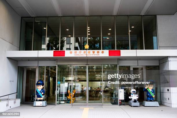 ダウンタウン東京都原宿地区警察署 - police station ストックフォトと画像