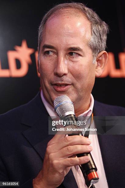 Tom Reuters Glocer Photos and Premium High Res Pictures - Getty Images