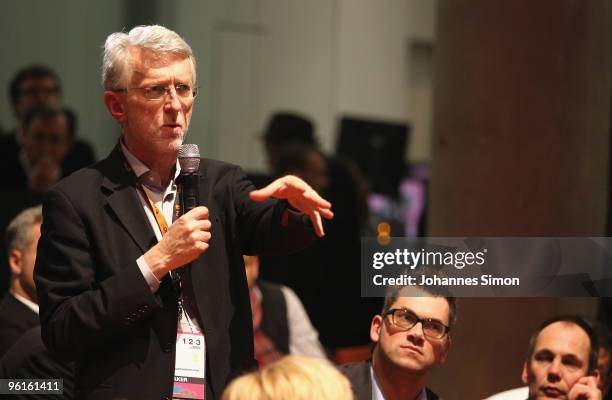 Jeff Jarvis of Buzzmachine.com attends the Digital Life Design conference at HVB Forum on January 25, 2010 in Munich, Germany. DLD brings together...