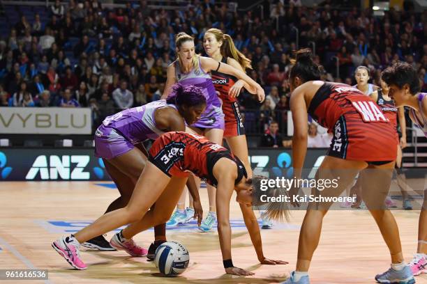 Ama Agbeze of the Northern Stars and Brooke Leaver of the Tactix compete for the ball during the round three ANZ Premiership match between the...