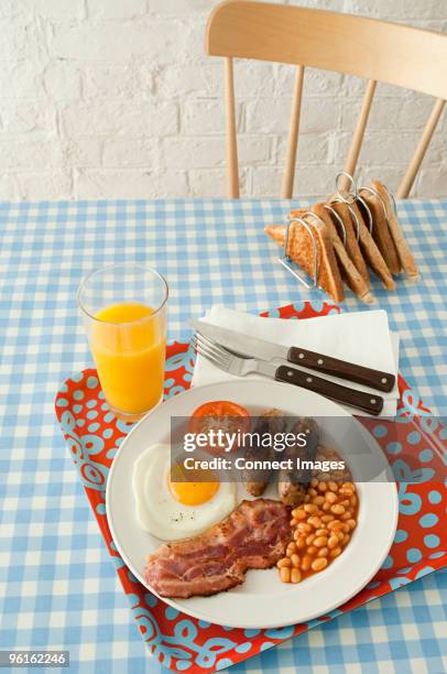 english breakfast - tray stock pictures, royalty-free photos & images