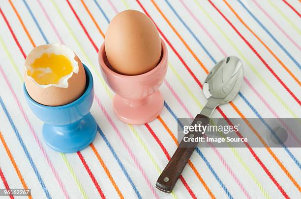 boiled eggs - soft boiled egg stock pictures, royalty-free photos & images