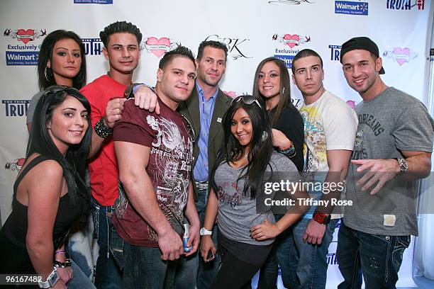 Jersey Shore cast members arrive at GBK's Gift Lounge for the 2010 Golden Globes Nominees and Presenters Day 2 on January 16, 2010 in Los Angeles,...