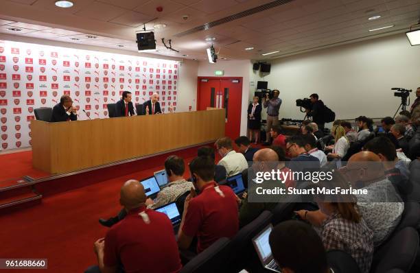 New Arsenal Head Coach Unai Emery with CEO Ivan Gazidis at Emirates Stadium on May 23, 2018 in London, England.