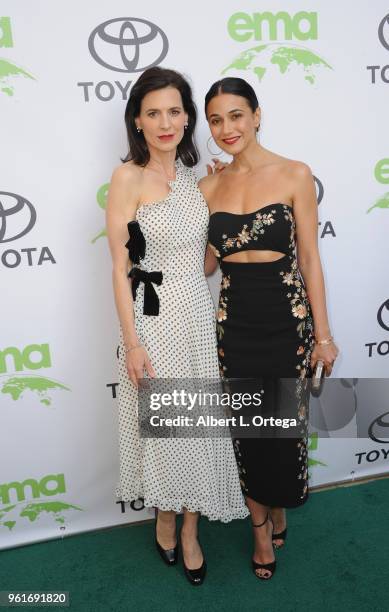 Actress Perrey Reeves and actress Emmanuelle Chriqui arrive for the 28th Annual EMA Awards Ceremony held at Montage Beverly Hills on May 22, 2018 in...