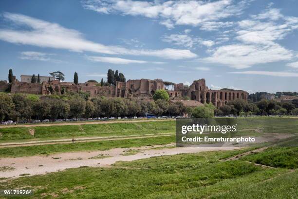 general view of maximus stadium ruins in rome. - emreturanphoto stock-fotos und bilder