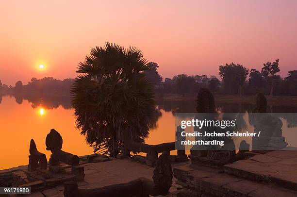 Srah Rout 81 Srah Stock Photos, High-Res Pictures, and Images - Getty Images
