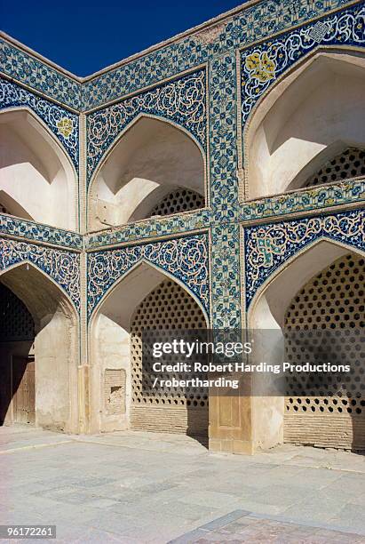 friday mosque, isfahan, iran - masjid jami isfahan iran stockfoto's en -beelden