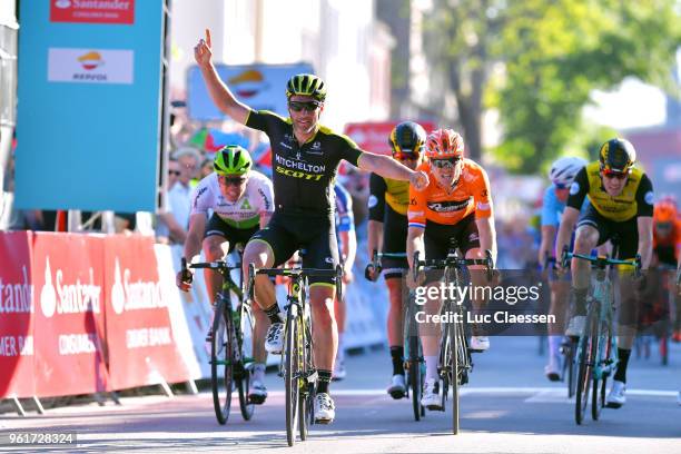 Arrival / Michael Albasini of Switzerland and Team Mitchelton-Scott / Celebration / Pim Ligthart of The Netherlands and Team Roompot-Nederlandse...