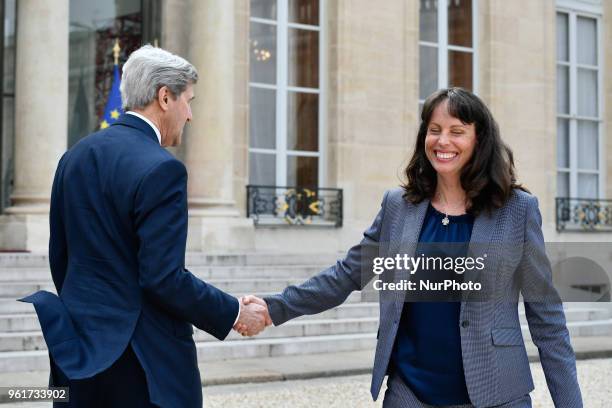 Former Secretary of United State of America John Kerry and the VP of Google, Jacqueline Fuller laughing at the end of the tech for good in Paris at...