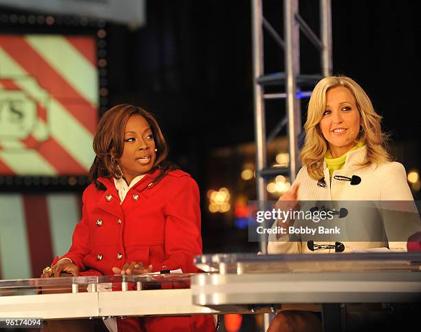 Star Jones and Lara Spencer on location for "The Insider" on the streets of Manhattan on November 9, 2009 in New York City.