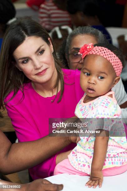 Queen Letizia of Spain visits the St. Vincent de Paul Sisters College in the Cite Soleil neighborhood on May 23, 2018 in Port-au-Prince, Haiti. Queen...