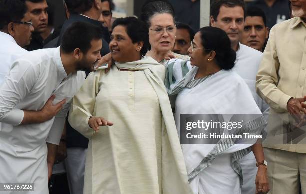 Leader Tejashwi Yadav, UPA Chairperson Sonia Gandhi, BSP Chief Mayawati with West Bengal Chief Minister Mamata Banerjee during the HD Kumarswamy's...