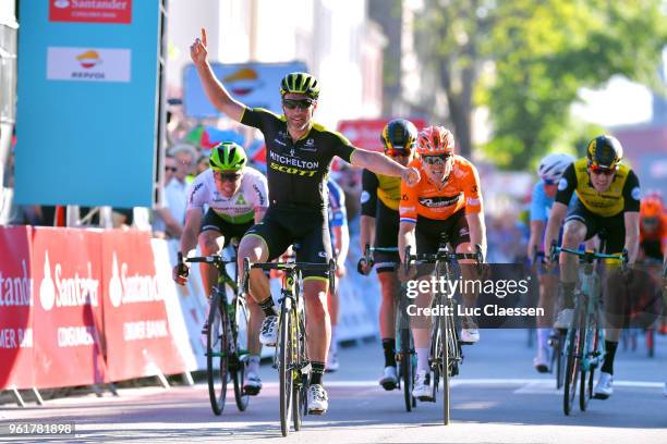 Arrival / Michael Albasini of Switzerland and Team Mitchelton-Scott / Celebration / Pim Ligthart of The Netherlands and Team Roompot-Nederlandse...