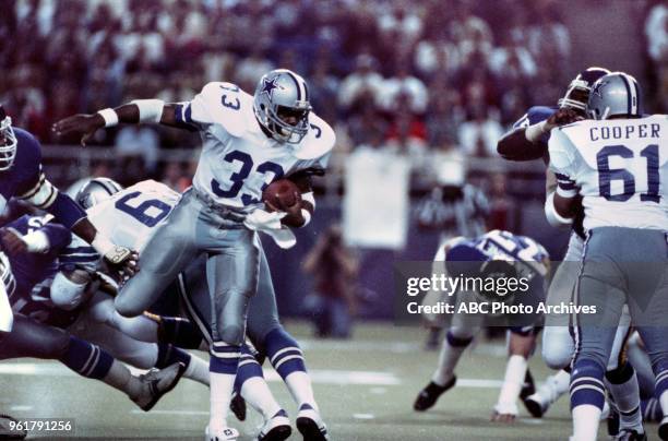 Tony Dorsett, Dallas Cowboys vs New York Giants gameplay.