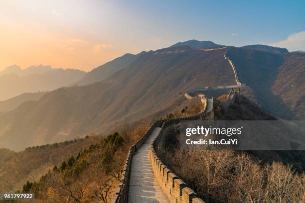 great wall of china, china - paesaggio spettacolare foto e immagini stock