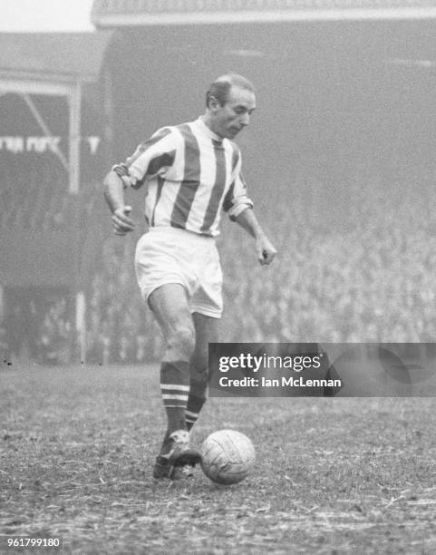 Stanley Matthews playing in his last league match, for Stoke City against Fulham FC at the Victoria Ground Stoke in front of a capacity crowd on 6th...