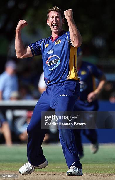 Ian Butler of Otago celebrates the wicket of Scott Styris of Auckland during the HRV Cup Twenty20 match between the Auckland Aces and the Otago Volts...