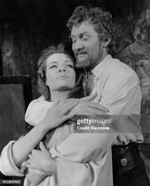 Actors Janet Suzman as Lady Percy and Roy Dotrice as Hotspur in a scene from the Shakespeare play 'Henry IV Part 2', a Royal Shakespeare Company...