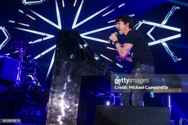 James Blunt performs during his "The Afterlove" Tour at the Annexet on May 23, 2018 in Stockholm, Sweden.